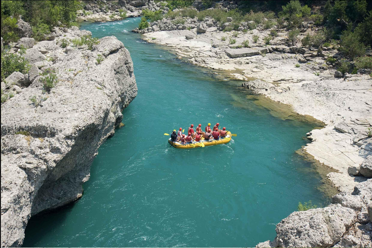 Antalya: Rafting nel canyon di Köprülü con pranzo e trasferimentoAntalya: Rafting sul fiume con pranzo al punto di incontro