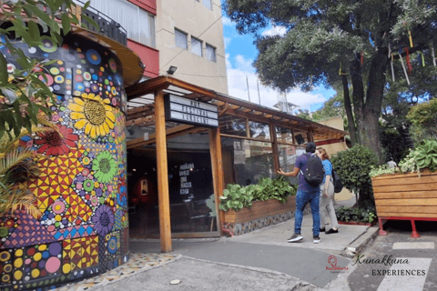 Quito: La Mariscal and La Floresta Walking Tour
