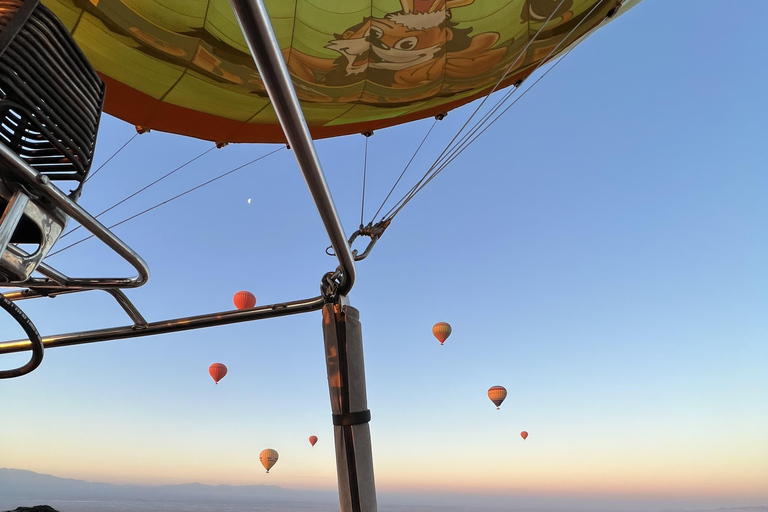 Marrakesz: Lot balonem, śniadanie berberyjskie i przejażdżka na wielbłądzie