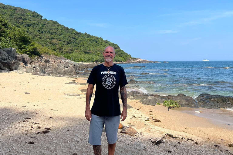 Tour panoramico della città di Da Nang con avventura in parapendioTour privato in moto