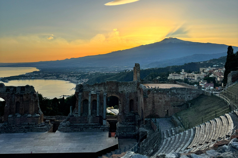 Taormina: Instagram tour with food, drink and sunset, Pick-Up from Catania
