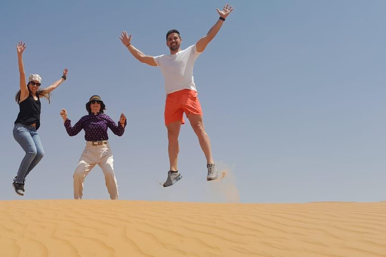 Group Tour: Wadi Bani Khalid & Wahiba Desert with Sunset