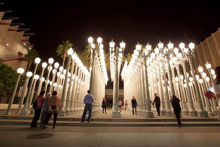 لوس أنجلوس: جولة فنية في الشارع مع فنان محليجولة فن الشارع مع الغداء