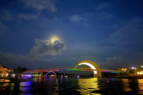 Hoi An: Lantern Boat Ride, Moonlight Bridge & Memories Show