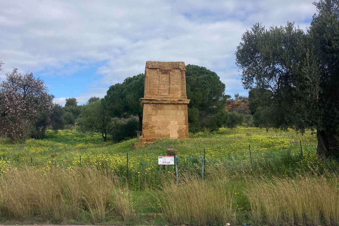 AGRIGENTO: Tour in E-Bike tra Street Food e Storia del Centro Storico