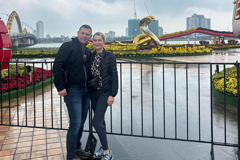 Crociera di Da Nang sul fiume Hàn e tour privato della cittàTour in auto privata