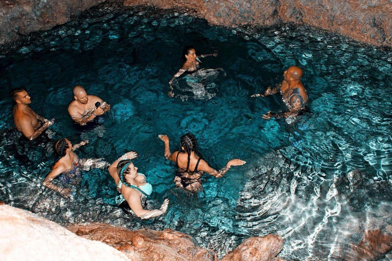 ZANZÍBAR: isla de la Prisión, natación en cuevas y Laguna Azul