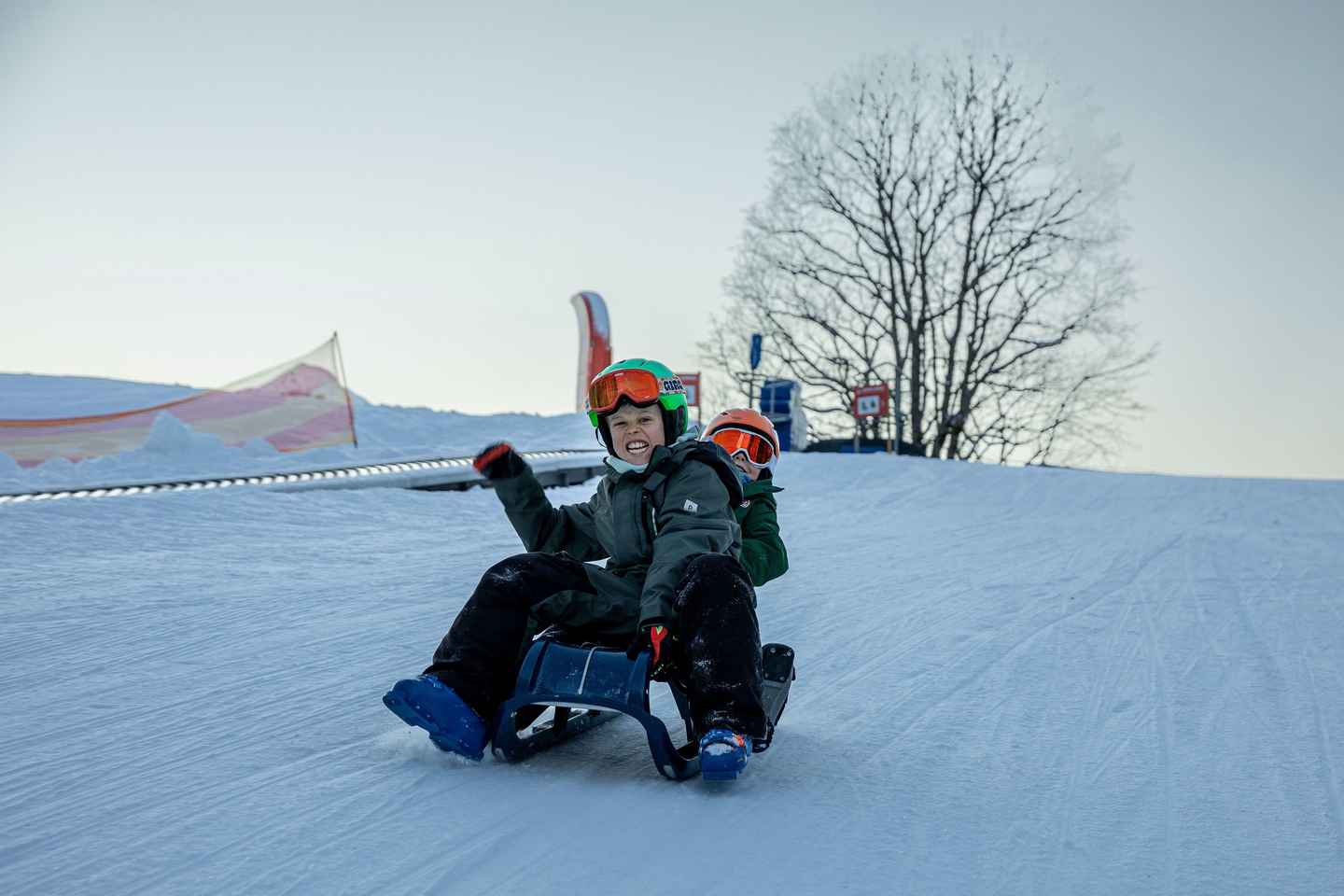 Grindelwald: Trineo y Tubing en Bodmi Arena