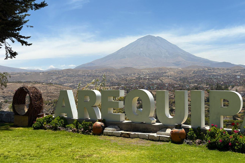 Arequipa: Misti Volcano Trek and City Walking Tour
