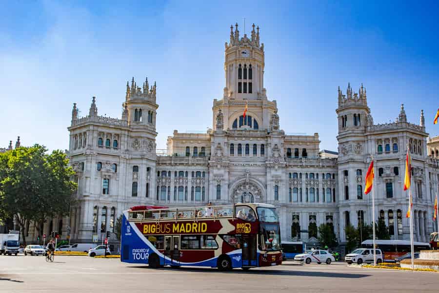 Madrid: Big-Bus Open-Top Hop-On/Hop-Off-Sightseeing-Tour. Foto: GetYourGuide