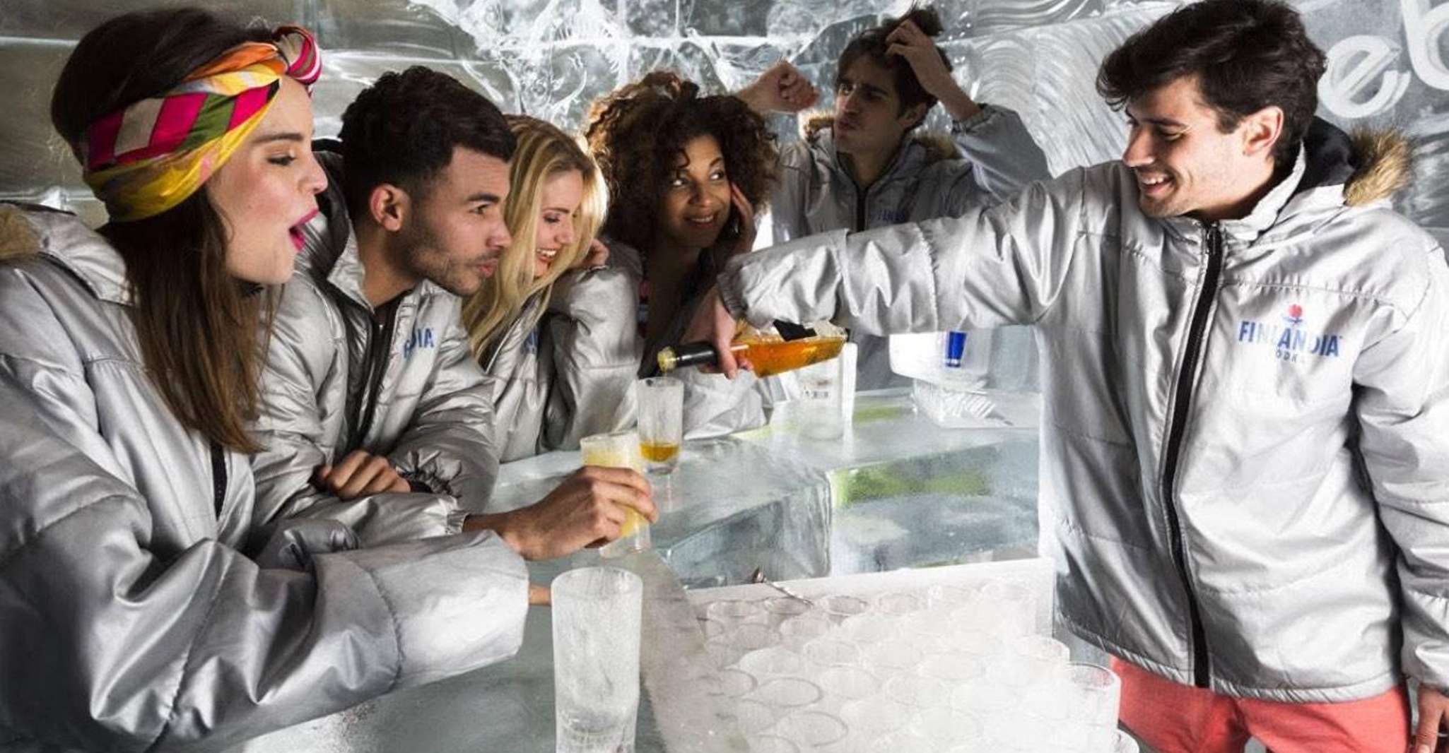 Barcelona: Icebar Experience at the Beach + 1 Drink photo 4
