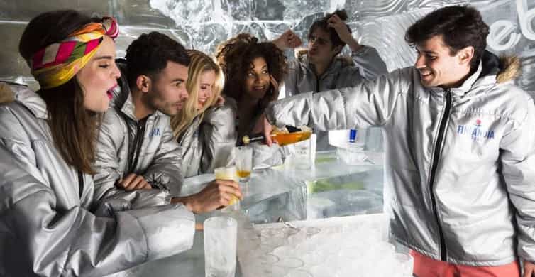 Barcelona: Icebar Experience at the Beach + 1 Drink photo 4