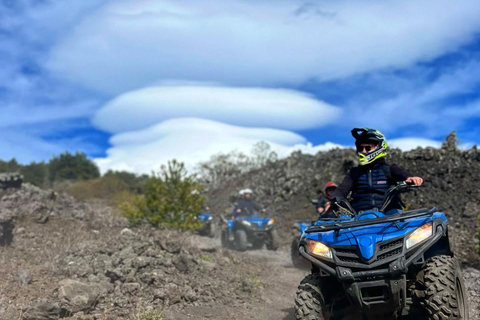 Passeio de quadriciclo pelo Etna - 2 horas