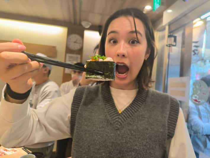 Tokyo Shibuya All You Can Eat Food Tour with Local Expert