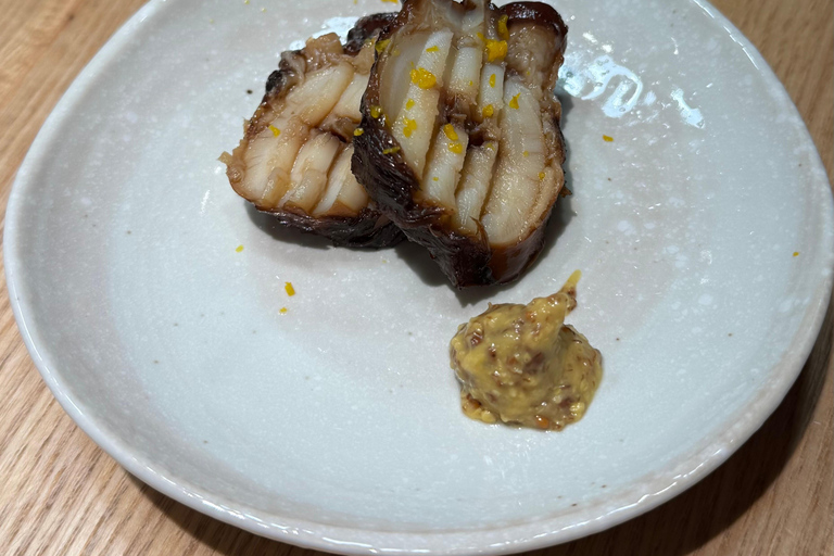 Osaka: Sushi Making and Omakase Sushi Tasting Experience