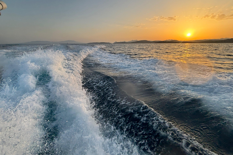 Bodrum: Prywatna wycieczka jachtem o zachodzie słońca w Bodrum 46 ft.Bodrum: Prywatna wycieczka jachtem o zachodzie słońca w Bodrum, 46 stóp.