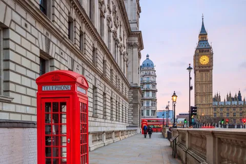 Explore the Best of London from Oxford
