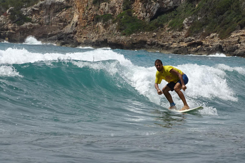 Stranden i Jaco Surfing i Costa Rica - Alla nivåer och åldrar