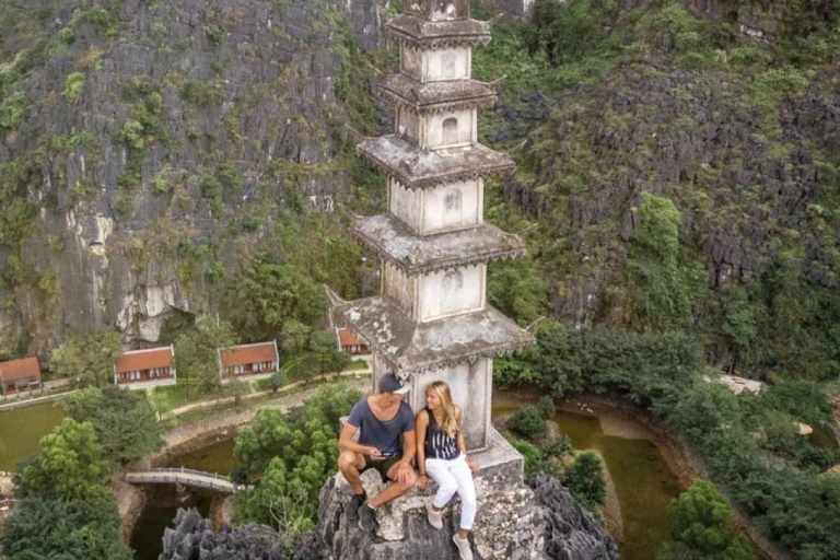 Imprescindible Ninh Binh: Barco Trang An, Pagoda Bai Dinh y Cueva MuaDesde Hanói: Ninh Binh, Trang An, Pagoda de Bai Dinh y Cueva de Mua