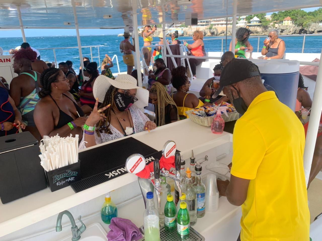 Transfer-Taxi zur Negril-Katamaran-Kreuzfahrt vom Falmout Resort