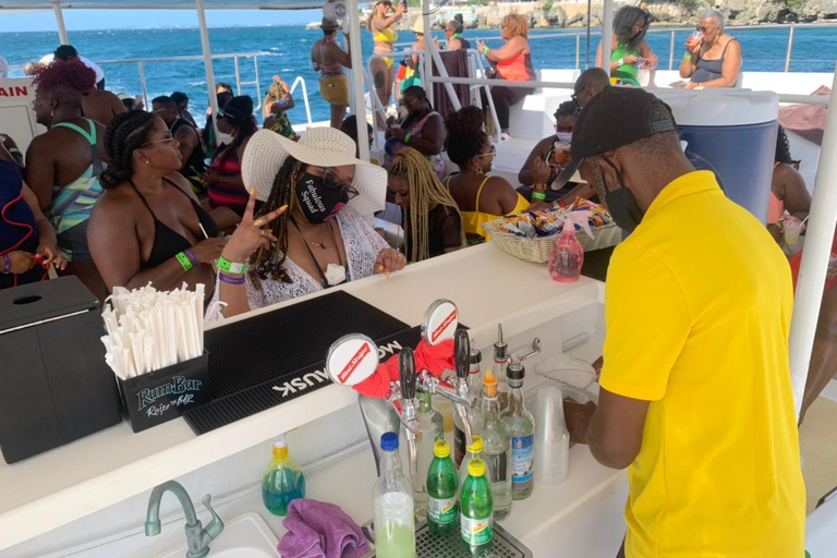 Negril ATV, Catamaran cruise en Ricks Café vanuit Montego Bay