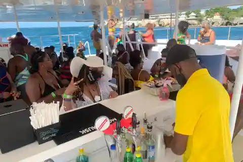Transfer de táxi para o cruzeiro de catamarã em Negril a partir do Falmout Resort