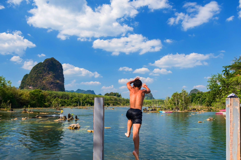 Ao Nang: Kayak alla piscina di cristallo, ATV e tour della fattoria degli ananasGiro in ATV di 45 minuti