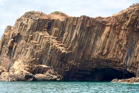 Hong Kong Geopark: Volcano Sightseeing & Hidden Coral Snorkeling Experience (Private) Volcano Sightseeing & Snorkelling Experience