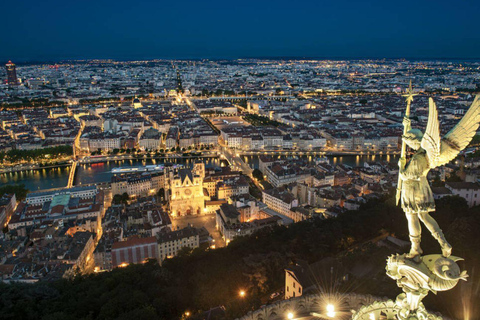 Lyon: Private Food Tour with Meal and Wine Pairings