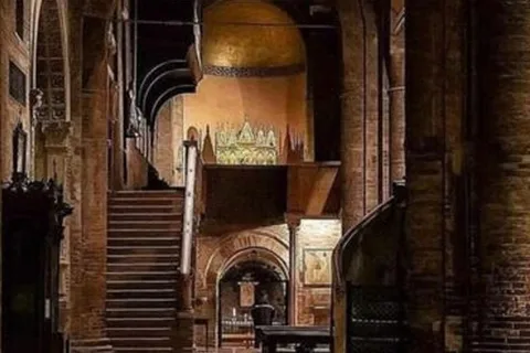 Guided visit to Modena Cathedral: a film in stone