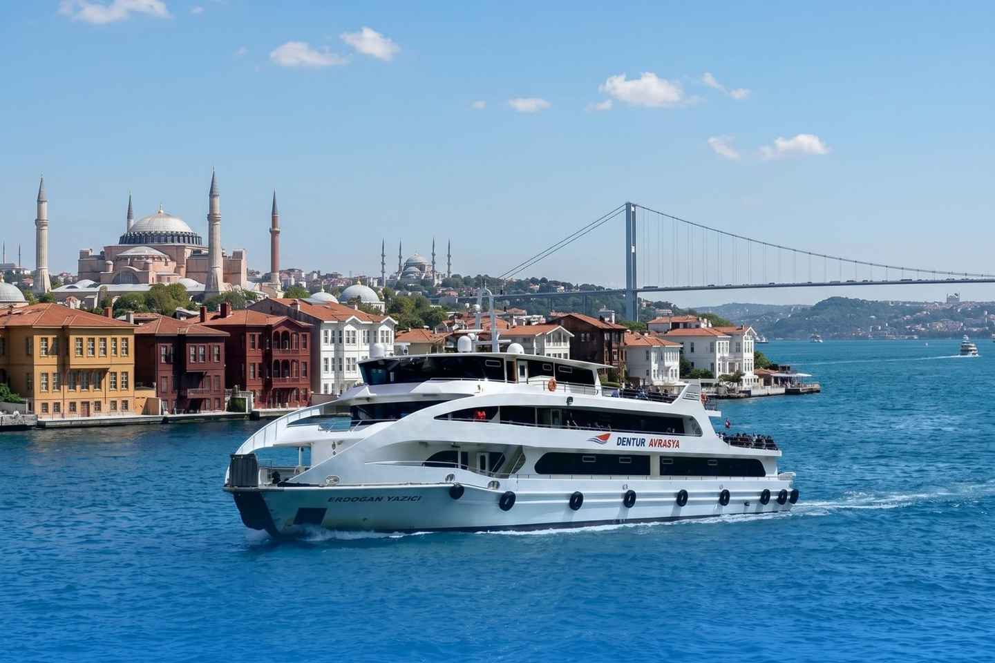 Istanbul: Bosphorus Cruise from Europe or Asia & Audio Guide - Bosphorus Cruise from Kabatas Port in Europe