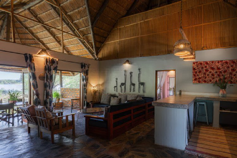 GREAT ZAMBEZI ESCAPE (SELF CATERING COTTAGE)