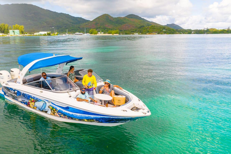 Schnorcheln im St-Pierre Marine Park und an der Anse Petite Cour