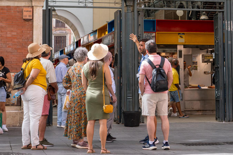 Málaga: Guided Tour and Tasting of Local Products