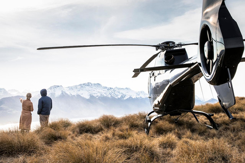 رحلة بحرية بطائرة هليكوبتر في ميلفورد ساوند + هبوط محترق في إيرنسلو | 5 ساعات