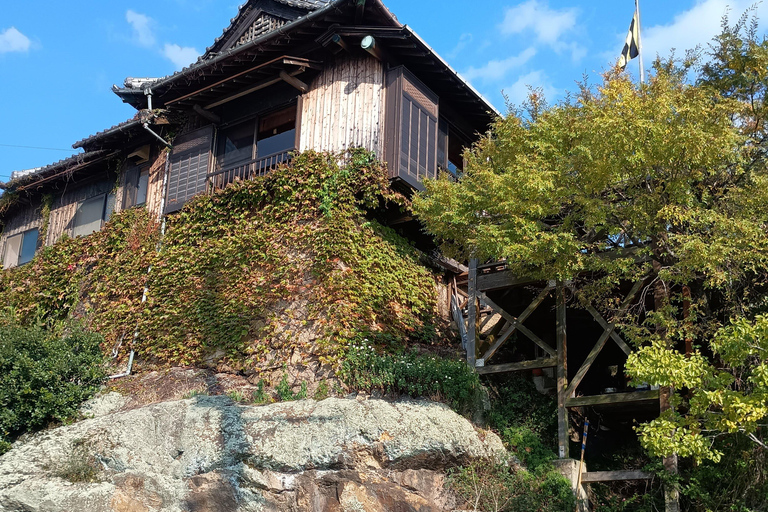 Hiroshima : Visite privée de la ville de Tomonoura Ghibli Ponyo avec chauffeur local