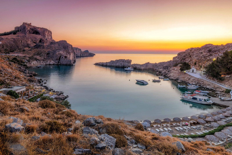 Von Rhodos Stadt: Abendliche Busfahrt nach LindosVon Rhodos-Stadt: Abendliche Busfahrt nach Lindos