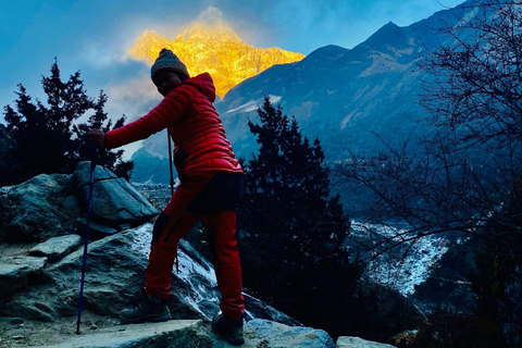 Kathmandu: Everest View Trek with Villages & Monasteries