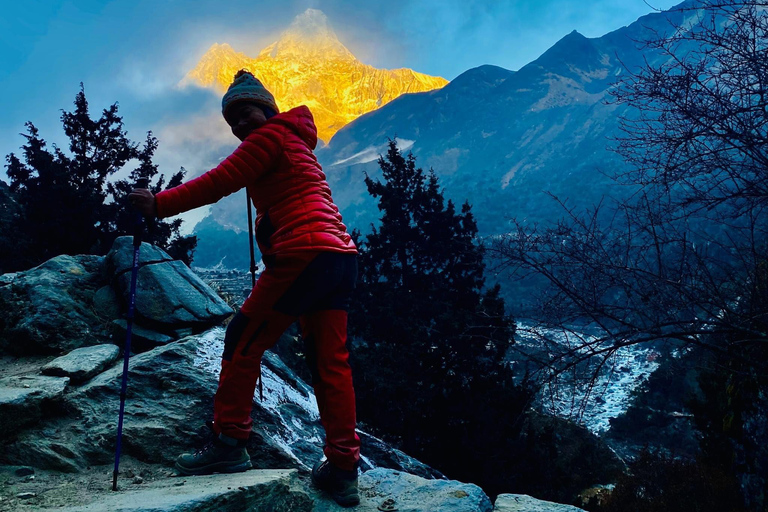 Kathmandu: Everest View Trek with Villages & Monasteries