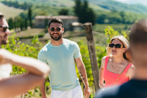 Florenz: Chianti-Weingütertour mit Essen und WeinprobeGruppentour auf Englisch