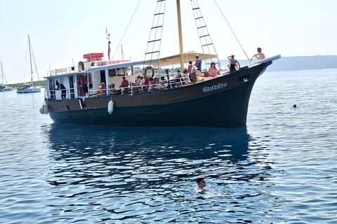 From Trogir: Three Island Boat Tour with Blue Lagoon & Lunch