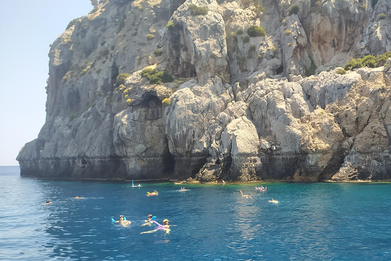 Rodi: Crociera sulla costa orientale con pranzo e bevande