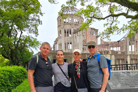 Hiroshima : visite privée à pied sur mesureHiroshima : visite privée à pied