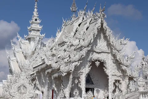 From Chiang Mai: Chiang Rai Temples, Black House, Long Neck