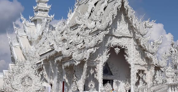 Chiang Rai White & Blue & Huay Pla Kang Temple& Lalitta Cafe