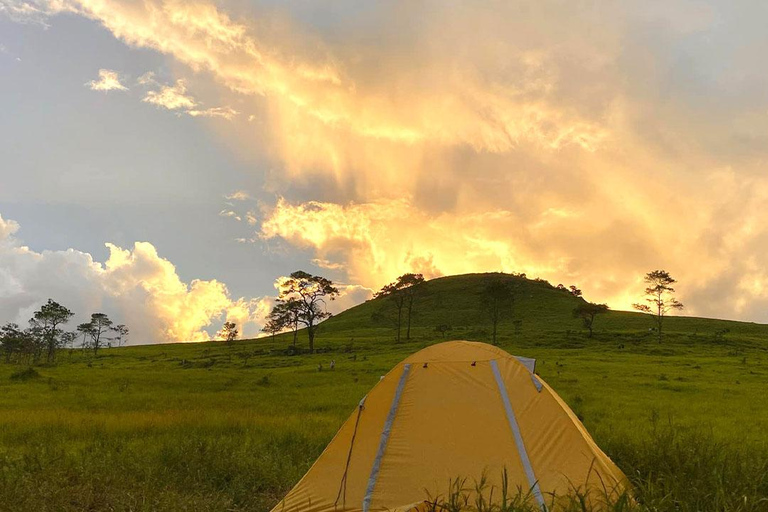 PhnomPenh: 2 giorni di trekking e campeggio sul monte Knang Phsar