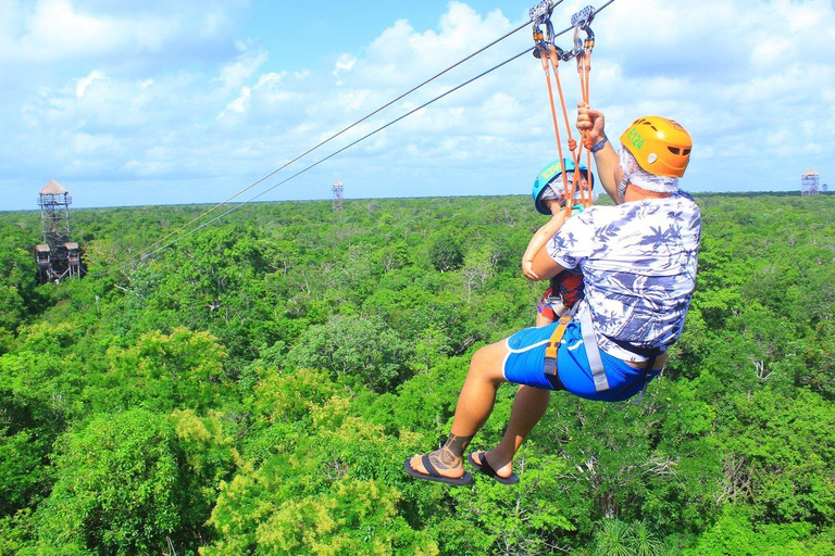 Punta Cana: Wejście do parku Scape Park, aby zwiedzić cenotę, zjeżdżalnie linowe i jaskiniePunta Cana: wstęp do parku Scape Park, gdzie możecie zwiedzać cenoty, zjeżdżać