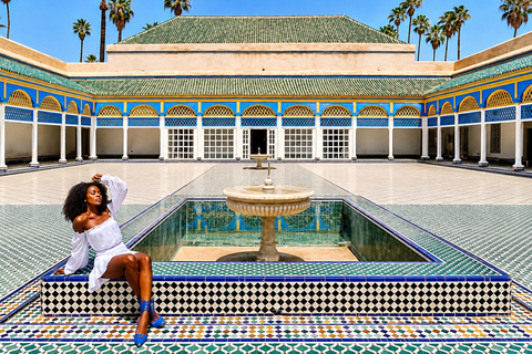 Marrakech: Medina, Palaces, Souks & Evening Carriage Ride Medina Discovery, Evening Carriage & Moroccan Dinner