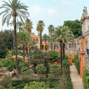 Sevilla: Alcázar, Catedral Y Giralda Con Entradas | GetYourGuide