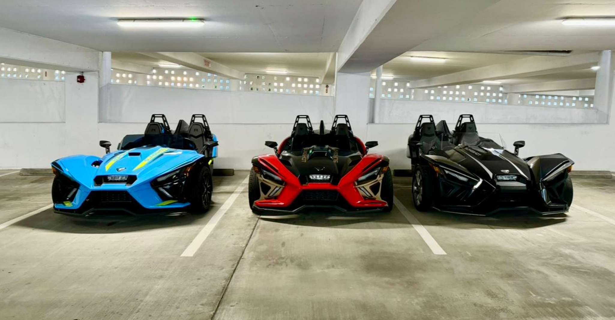 6 Hour Slingshot Rental Miami photo 3